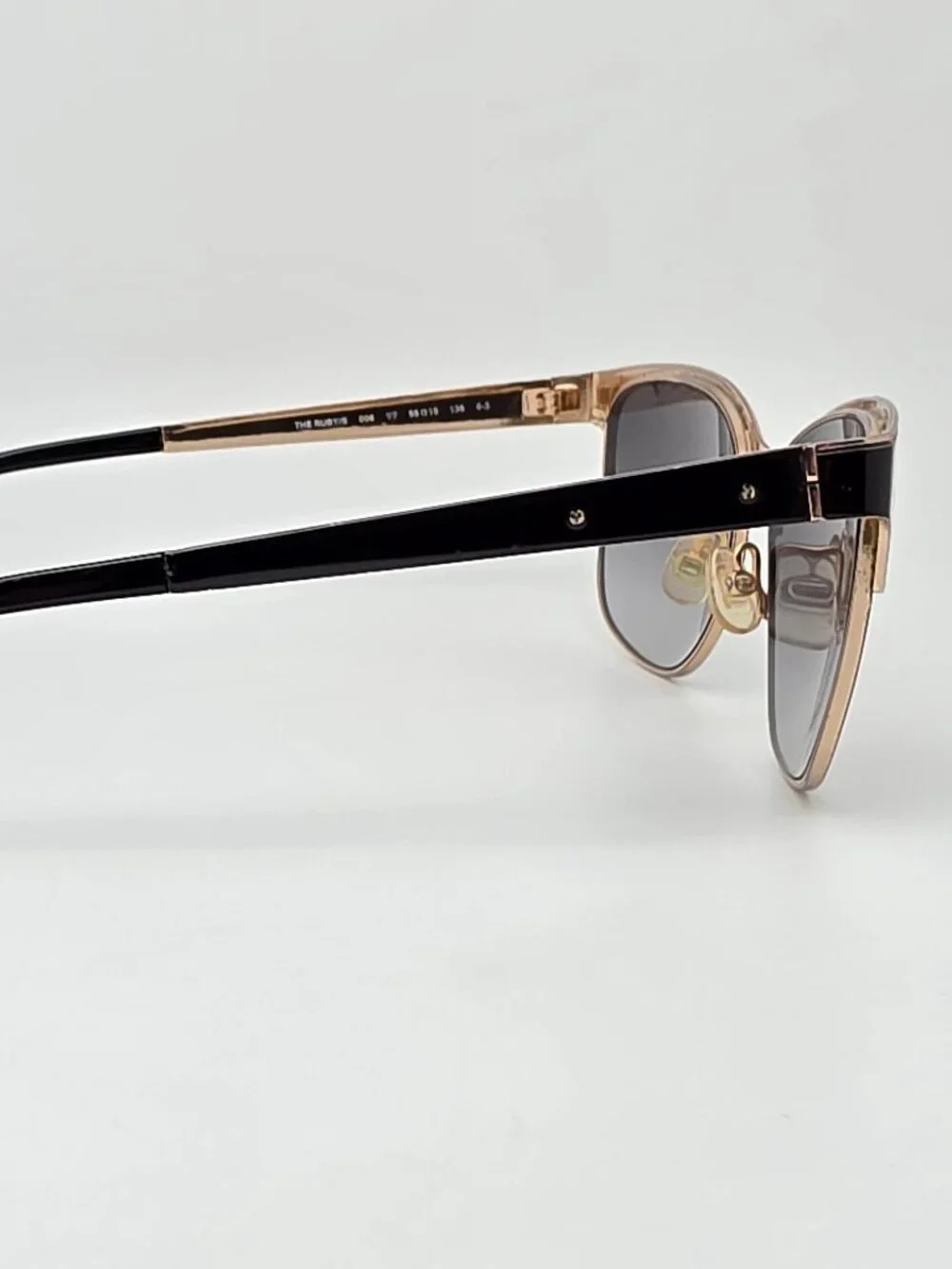 Bobbi Brown The Ruby 006 Black Gold Frame Grey Gradient Lens Cat Eye Sunglasses